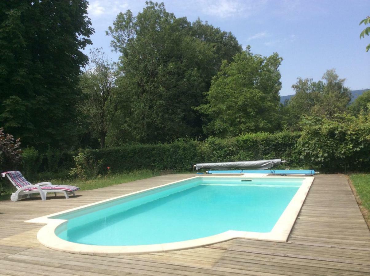 Domaine Du Valromey Bed & Breakfast Champagne-en-Valromey Exterior photo